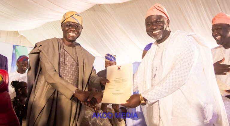 Sanwo-Olu Swears In Newly Elected Lagos LG and LCDA Chairmen, Charges Them on Grassroots Development