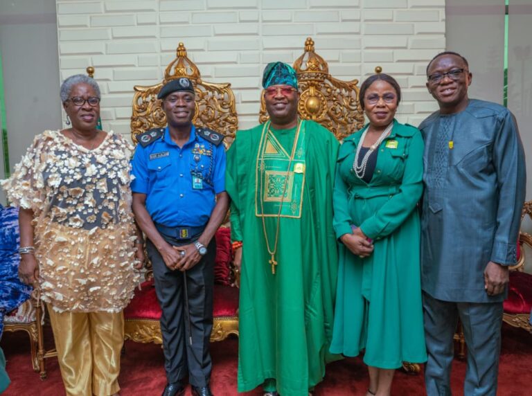 Aare Adetola EmmanuelKing Hosts Ogun CP on Security Summit in Remoland